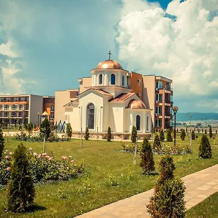 Апартамент Private In Holiday Fort Club