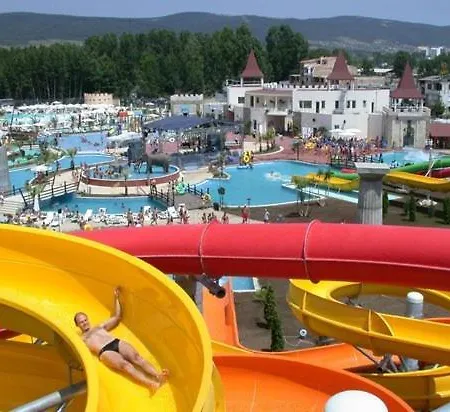 Апартамент Private In Holiday Fort Club Слънчев бряг