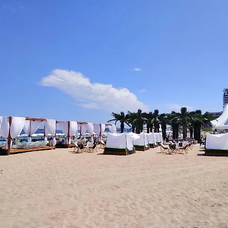Апартамент Private In Holiday Fort Club *